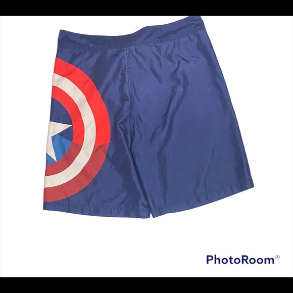 Men’s Marvel Comics Board Shorts Swim and Surf Suit Size Medium - Picture 2 of 2